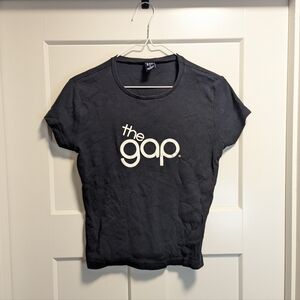 Gap Vintage Spell Out Baby Tee - Black sz M